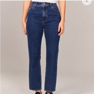 Abercrombie & Fitch Women's Straight Leg Jeans - CurveLove Size 30/10L